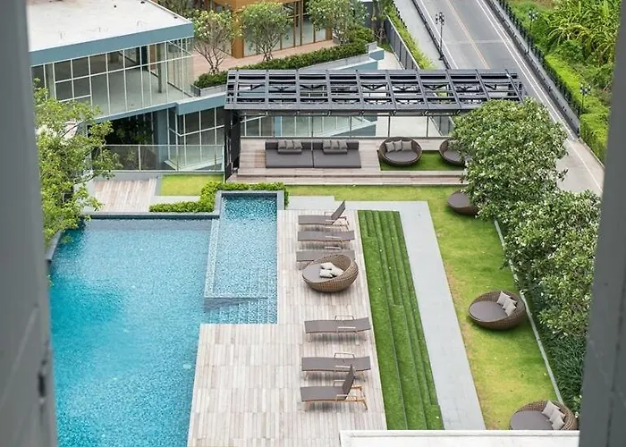 1 Bedroom Skyline View At On-nut Apartment Bangkok
