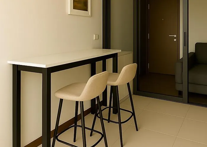 Apartment 1 Bedroom Skyline View At On-nut *