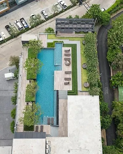 1 Bedroom Skyline View At On-nut *