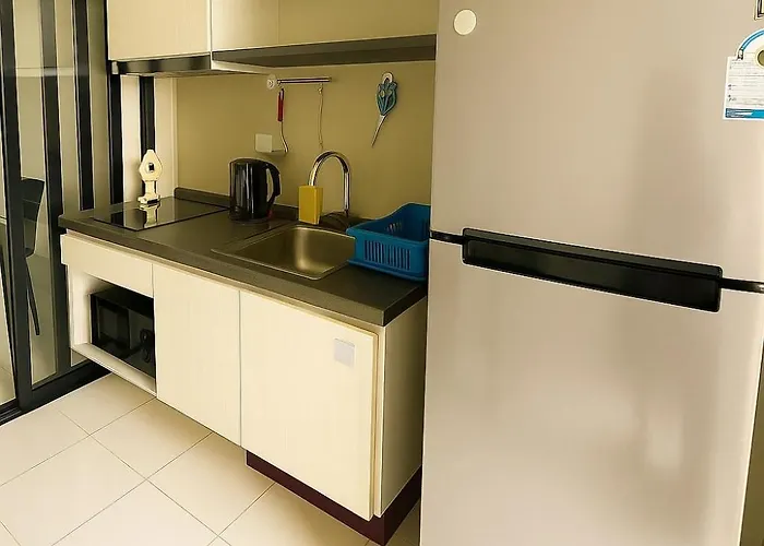 1 Bedroom Skyline View At On-nut *
